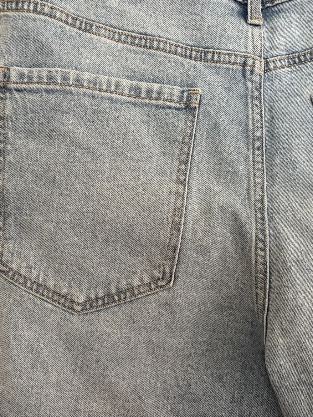 NWT Time and Tru Light Wash High-Rise Jean Blue  Shorts Size 18